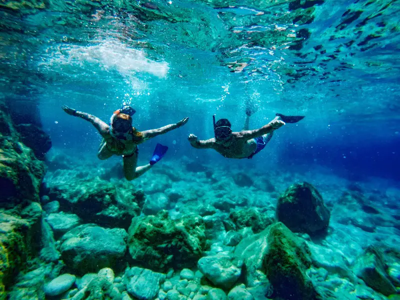 Los 7 mejores lugares para hacer snorkel en la isla