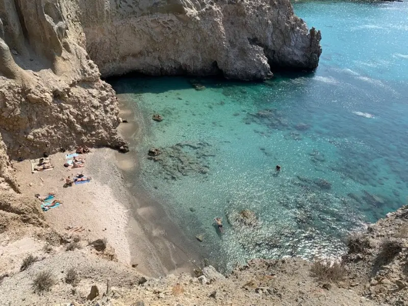 7 razones por las que vale la pena visitar Milos este verano (Grecia)