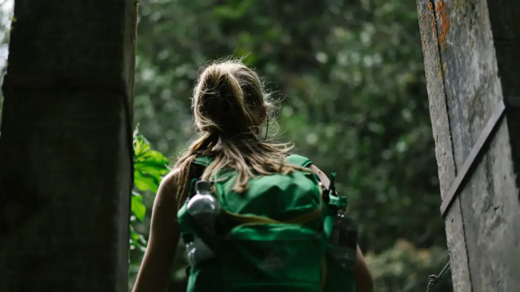 Las 9 mejores mochilas sostenibles para viajeros ecológicos