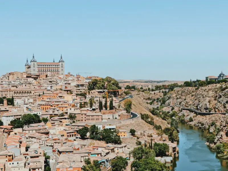 Los 9 lugares más baratos para vivir en España: expatriados en España