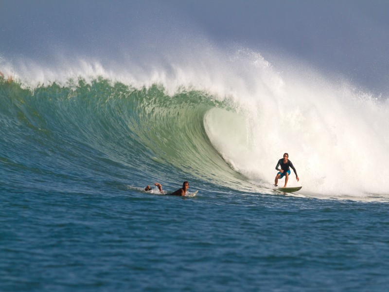 Una batalla entre dos mecas del surf