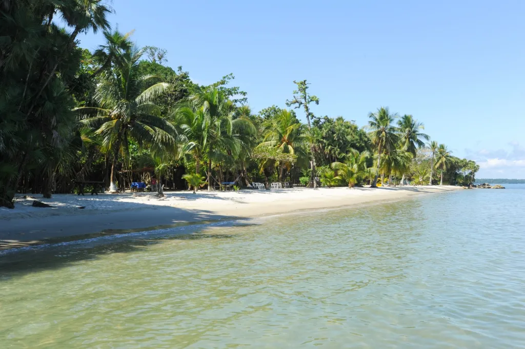 ¡8 playas ÉPICAS en Guatemala que los lugareños quieren para ellos solos!