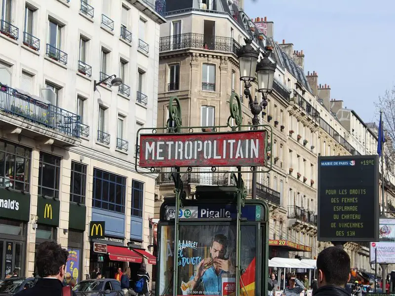 Los 5 lugares más peligrosos de París a tener en cuenta
