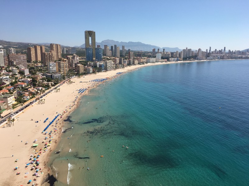 ¿Es segura Alicante? Nuestra guía de seguridad en viajes en español para 2023