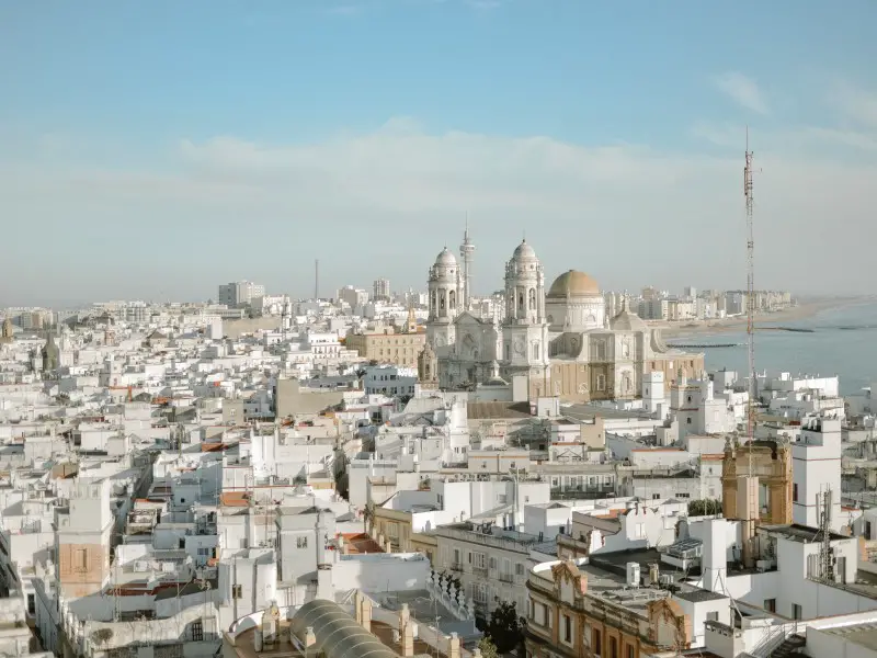 Cómo elegir entre Cádiz o Málaga: ¿dónde visitar?