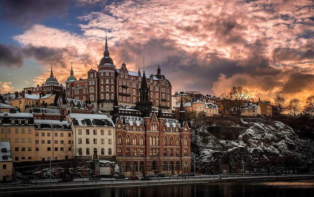 Hermosos pueblos y hermosas ciudades en Suecia para su próxima aventura familiar
