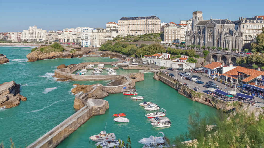 Las 14 ciudades más bellas de Francia para tu próxima aventura familiar
