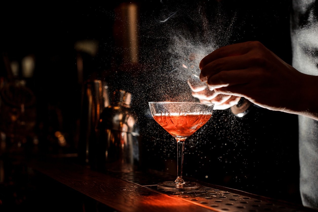 ¡8 bares en Meridian (ID) que a los lugareños les encantan por sus bebidas, diversión y vibraciones!