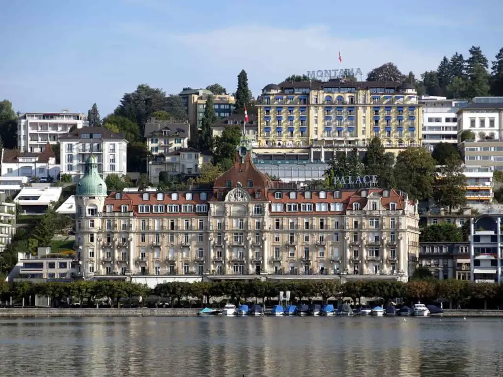 Lucerna o Zurich: ¿qué ciudad es mejor para principiantes?