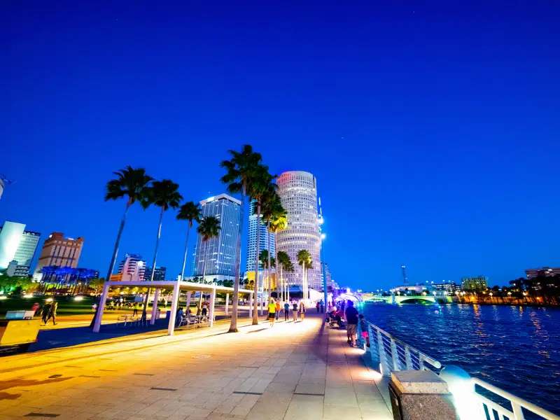 ¿Tampa vs. Fort Myers de vacaciones? ¡Una comparación honesta para ayudarte a elegir!