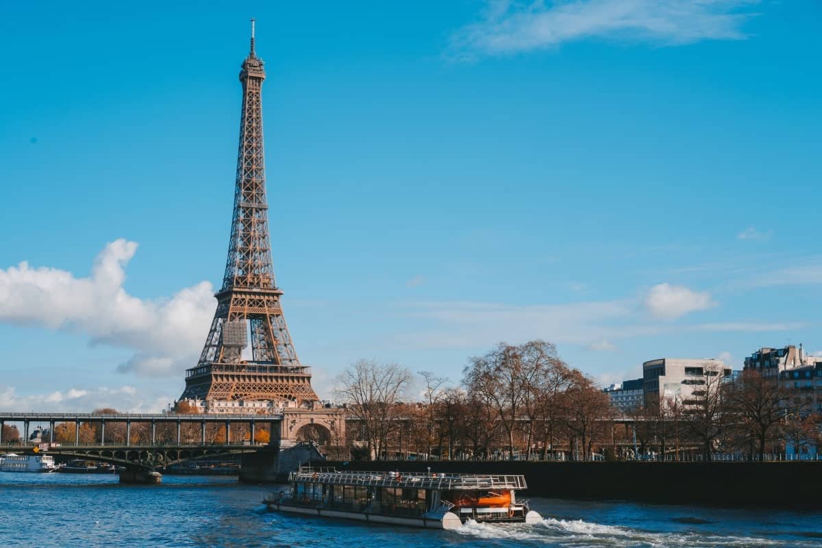 Los 15 mejores hoteles con vistas a la Torre Eiffel en 2024