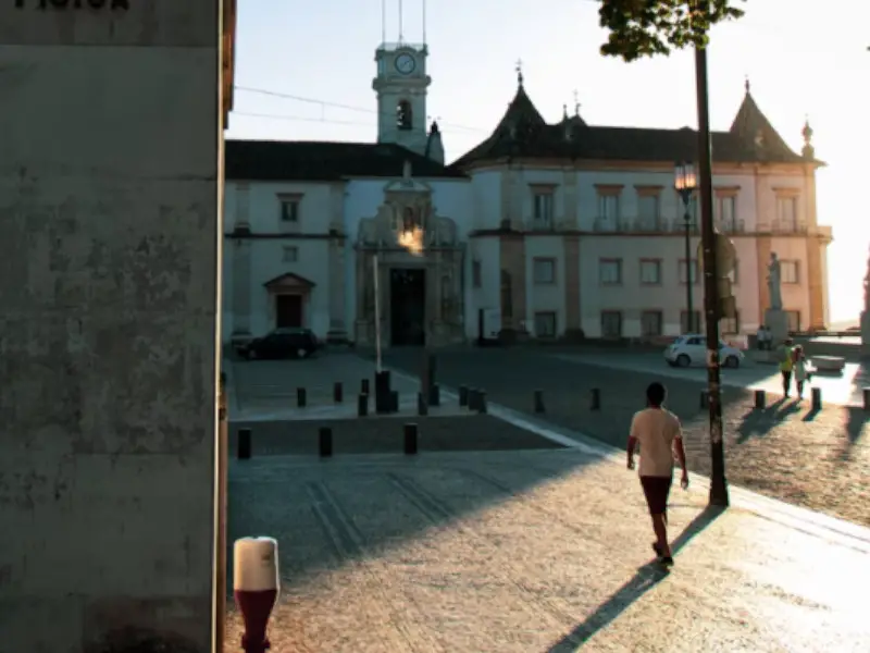 ¿Coímbra o Aveiro? Decidir entre las ciudades artísticas de Portugal