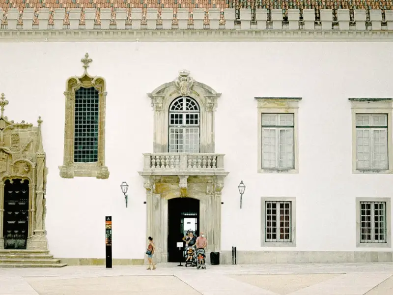 ¿Coímbra o Aveiro? Decidir entre las ciudades artísticas de Portugal