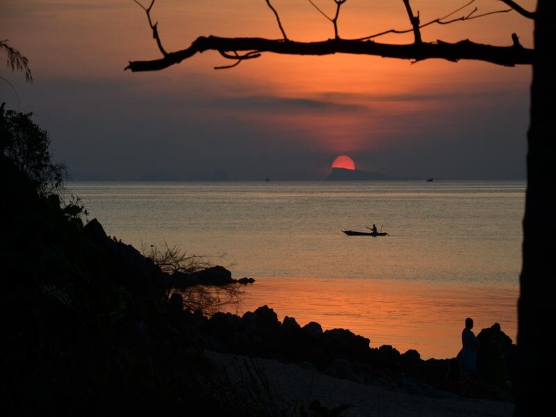 Los 7 mejores lugares para ver el atardecer en Koh Phangan