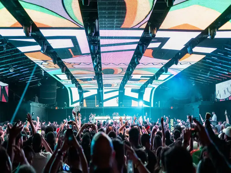 Los 9 mejores destinos de fiesta en Grecia: la mejor vida nocturna griega