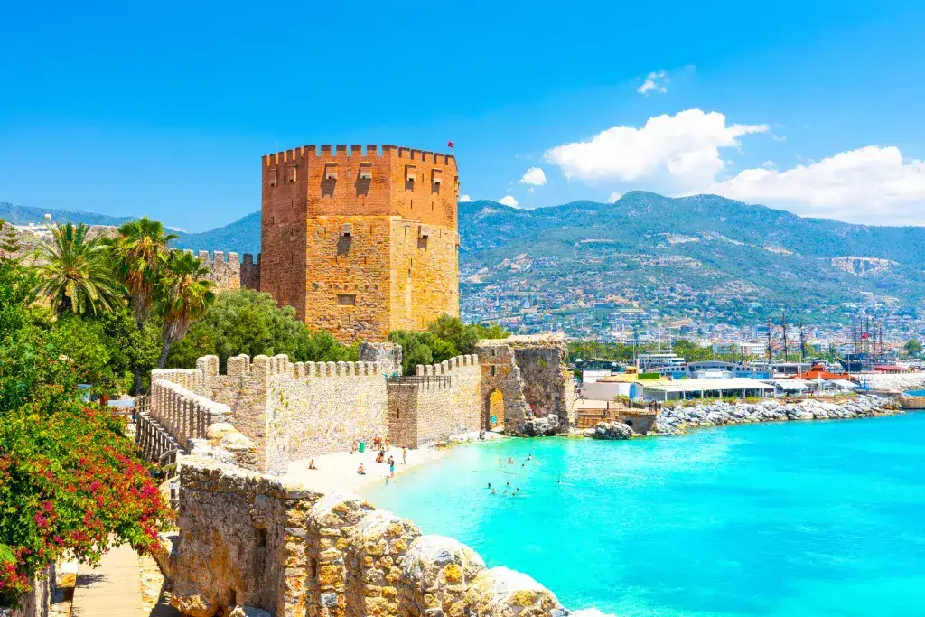 ¡10 pueblos y ciudades ÉPICOS de la Riviera turca que los lugareños quieren solo para ellos!