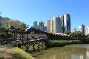 ¿Es seguro viajar a Curitiba Brasil en 2022? (Principales consejos de seguridad)
