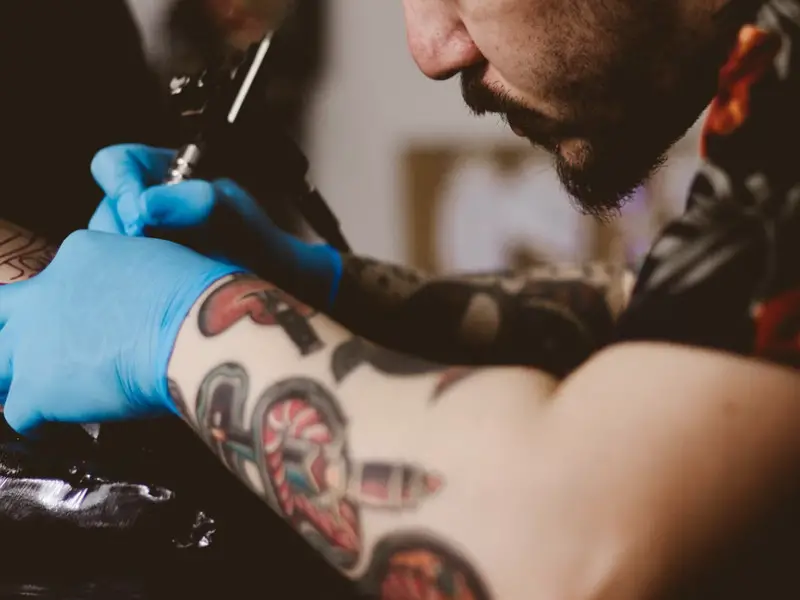 Los 7 mejores salones de tatuajes en Atenas para tatuarse