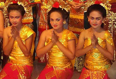 51 palabras y frases esenciales que necesitarás para Indonesia