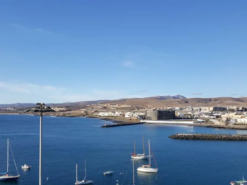 7 Lugares Para Nadar En Fuerteventura: La Mejor Playa Para Nadar