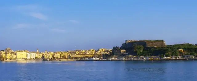 Las 28 mejores cosas para hacer en Saranda con niños: descubre la Riviera albanesa
