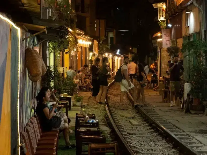 La guía definitiva para explorar la vida nocturna en Hanoi