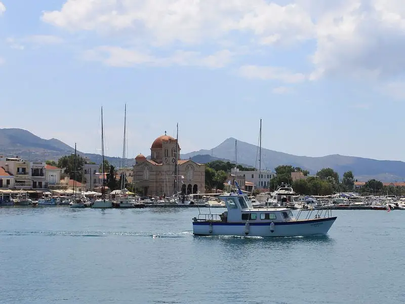 ¿Dónde ver delfines en Grecia? 5 lugares para explorar