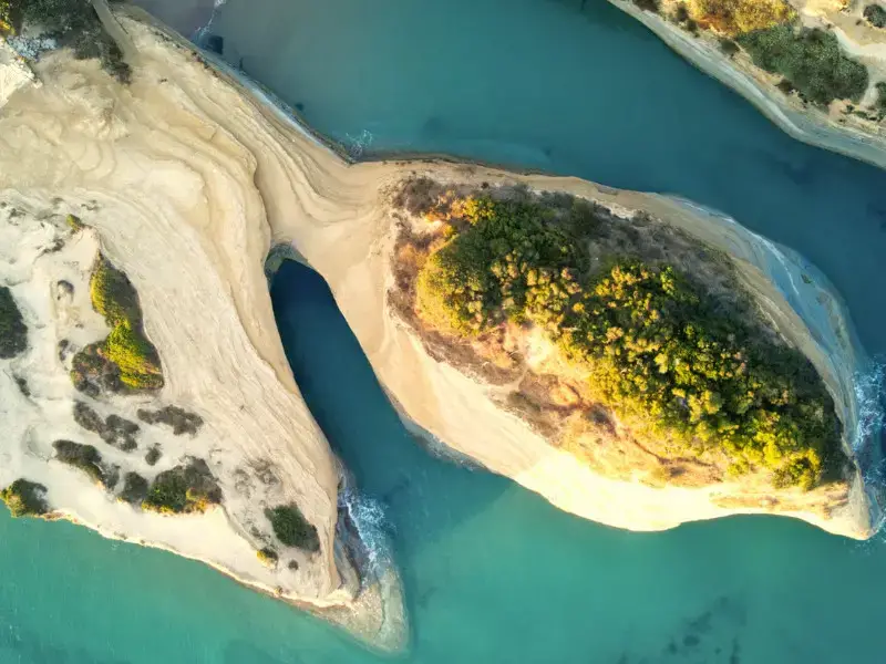 ¿Corfú o Lefkada? Sopesando dos hermosas islas Jónicas