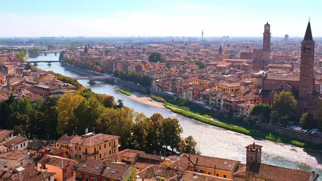 Las 18 ciudades más bellas de Italia para tu próxima aventura familiar