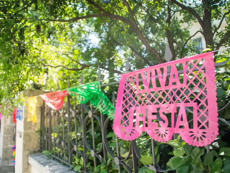 ¿De vacaciones en San Antonio o Austin en 2023? ¿Cuál es el mejor destino de vacaciones?