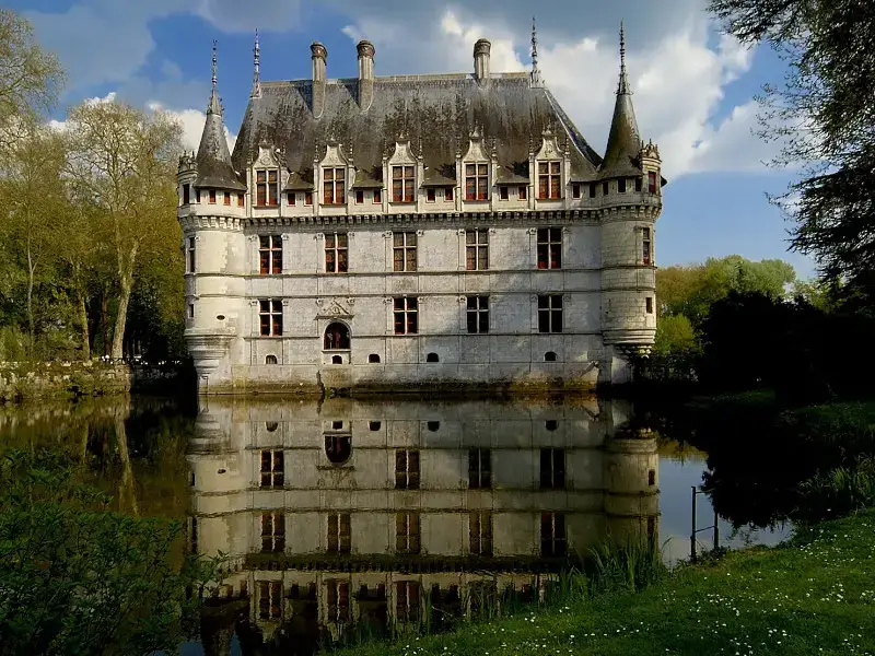 Los 9 lugares más baratos para vivir en Francia con un presupuesto