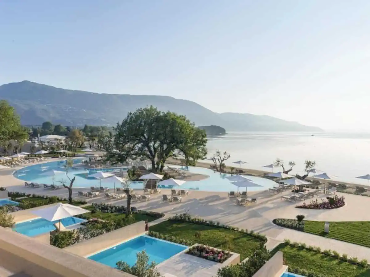 Los 16 mejores hoteles con habitaciones Swim-Up en Grecia (Guía 2024)