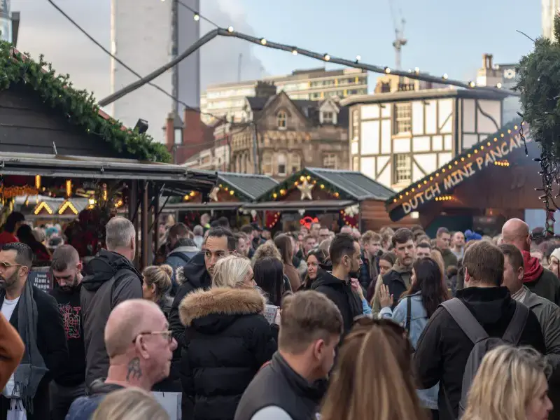 ¿Birmingham o Manchester? ¿Qué ciudad destino es mejor?