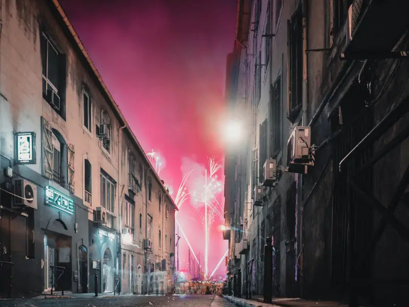 Los 5 mejores destinos de fiesta en Francia para hedonistas