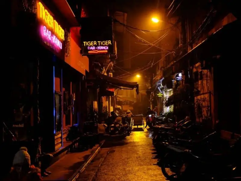 La guía definitiva para explorar la vida nocturna en Hanoi