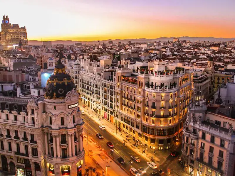 Los 6 mejores destinos de fiesta en España para la vida nocturna Los 6 mejores destinos de fiesta en España para la vida nocturna