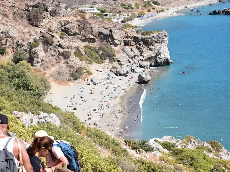 Los 7 lugares más cálidos de Grecia para visitar si te gusta el calor