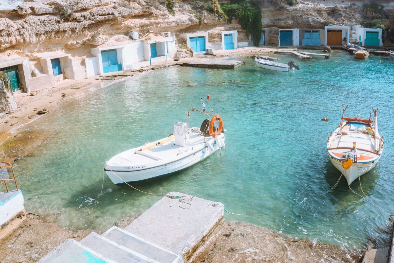 La mejor guía de viaje de Milos para ir de isla en isla griega - Una ...