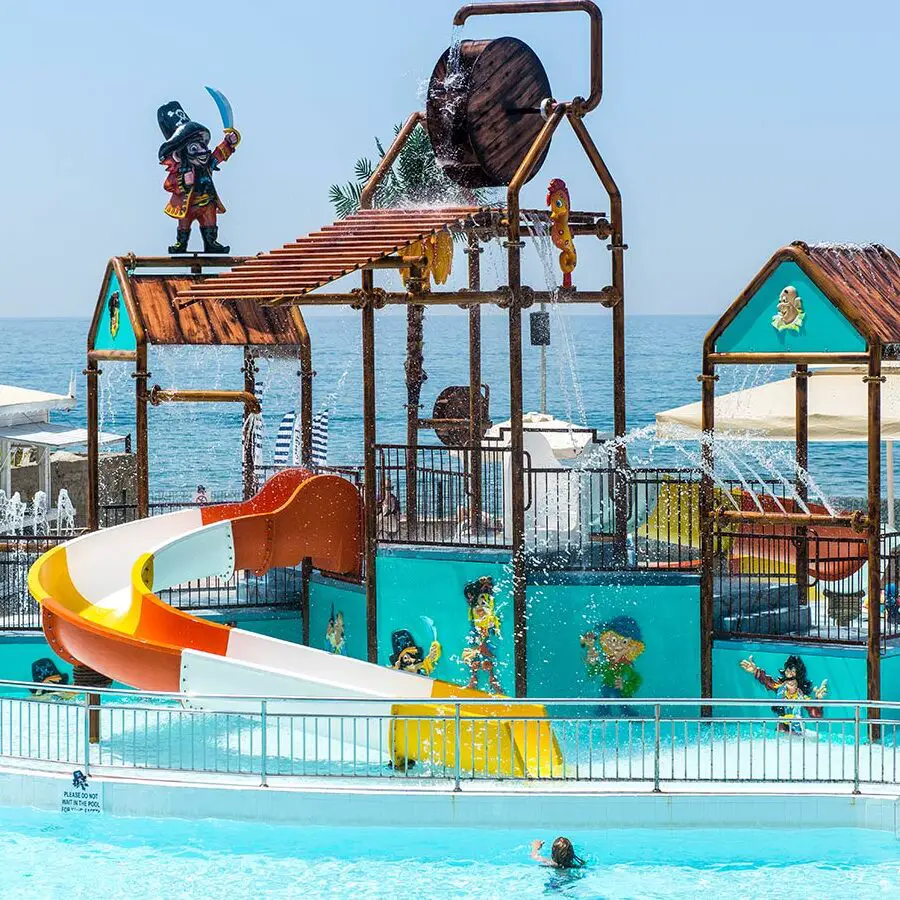 Hotel con parque acuático: Los 8 mejores hoteles con parque acuático - TUI BLUE Blog
