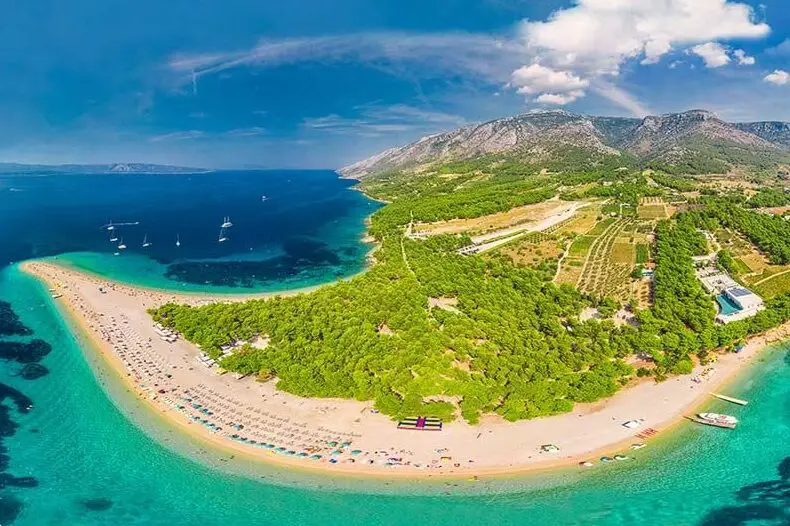 Guía completa de la isla de Brač, Croacia (cosas que hacer, mapa y consejos)