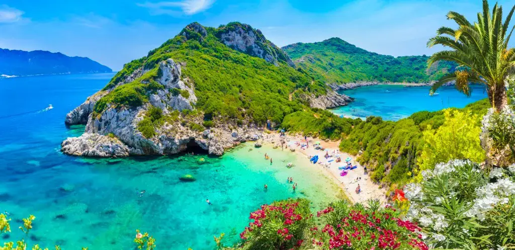 ¡El agua más azul y más clara de Grecia!